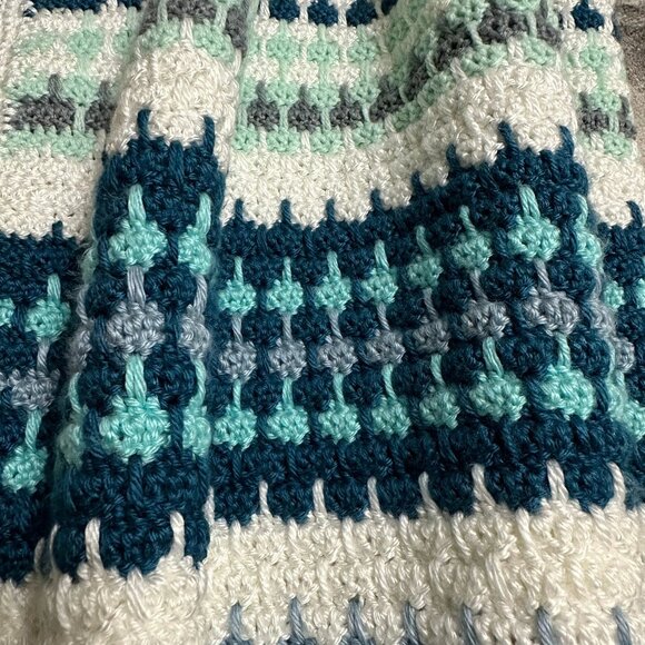 Handmade Crochet Blanket Cape Cover Crochet Throws Hand Knitted Blanket - Picture 3 of 7